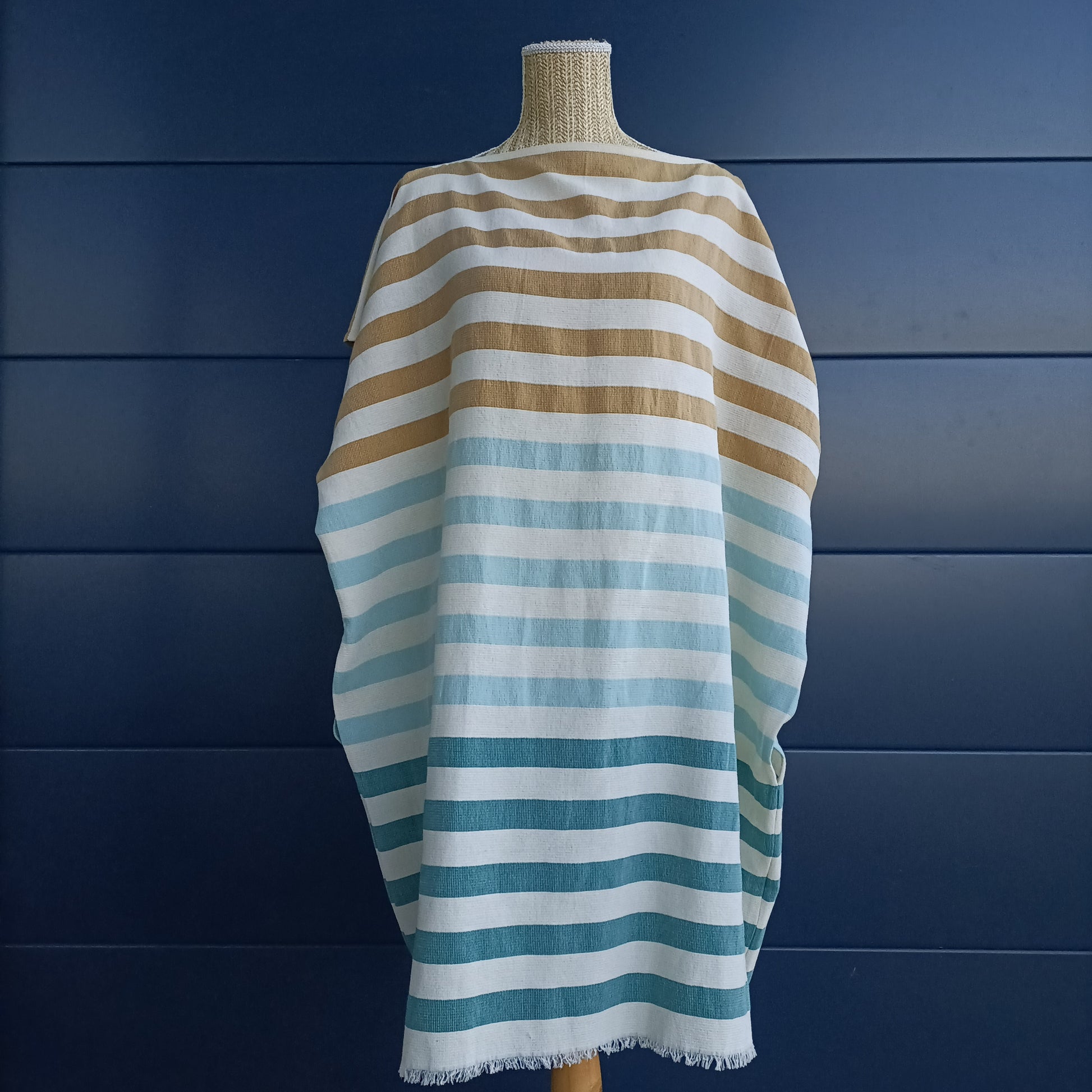 poncho de plage ideal pour se changer made in France Aux Bains Français